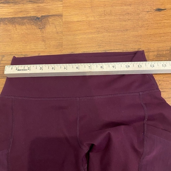 Fabletics Leggings With Pockets Cropped - Picture 6 of 9